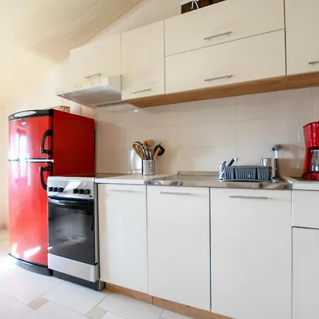 Apartment Deak